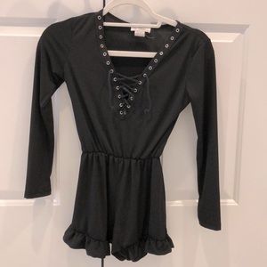 Girls So Nikki size medium 10/12 black lace up romper